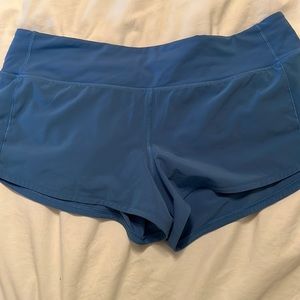 Lululemon Blue Nile Speed Up 2.5 inch shorts